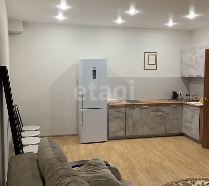 Продаётся 2-комнатная квартира, 47.3 м²