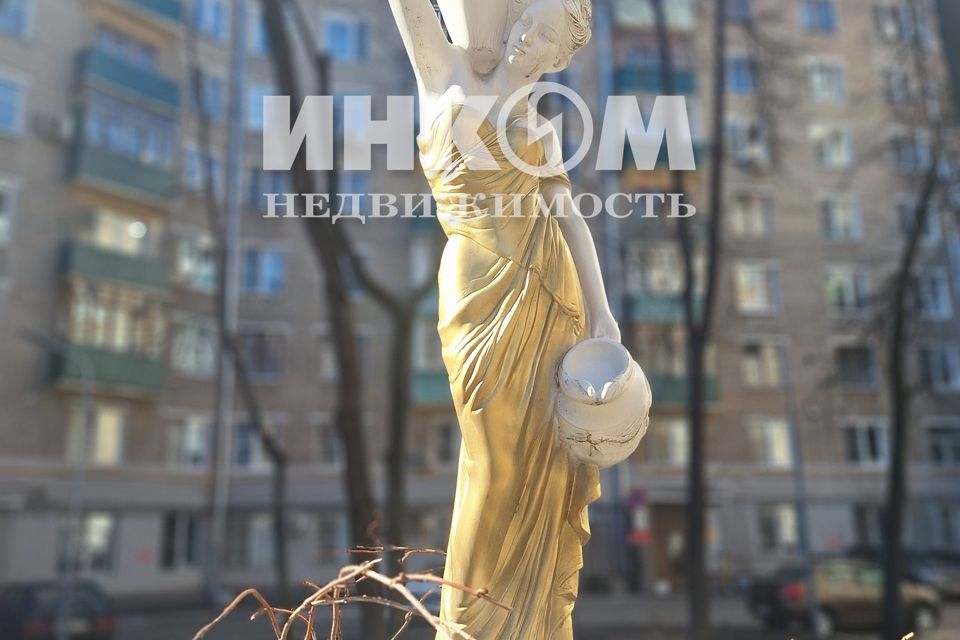 Продаётся комната в 4-комн. квартире, 15.4 м²