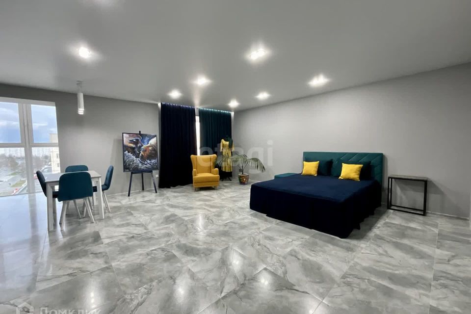 Продаётся 1-комнатная квартира, 51.8 м²