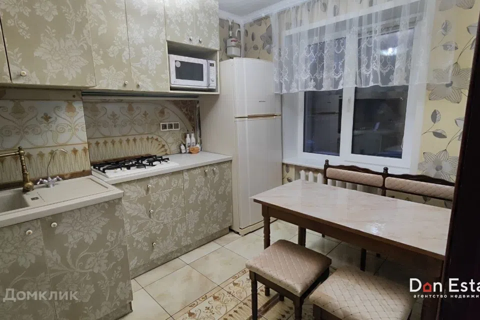 Сдаётся 3-комнатная квартира, 70 м²