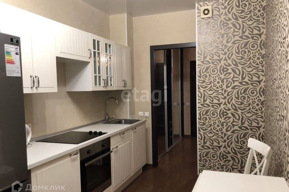 Продаётся 1-комнатная квартира, 43.7 м²