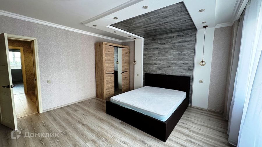 Сдаётся 2-комнатная квартира, 91 м²