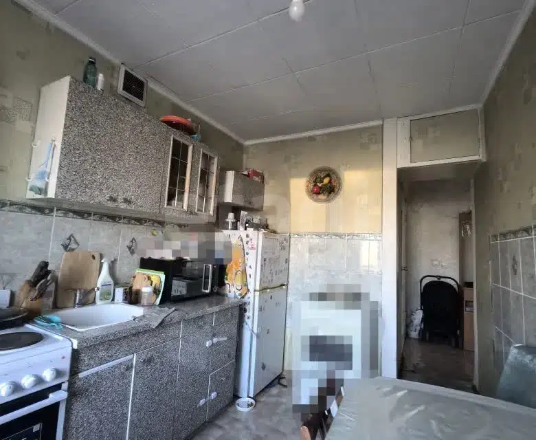 Продаётся 4-комнатная квартира, 63.4 м²