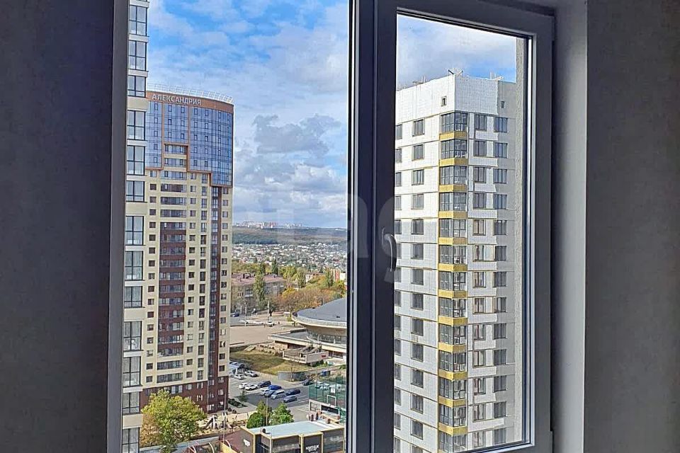 Продаётся 3-комнатная квартира, 82.4 м²
