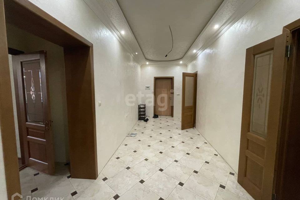 Продаётся 3-комнатная квартира, 130 м²