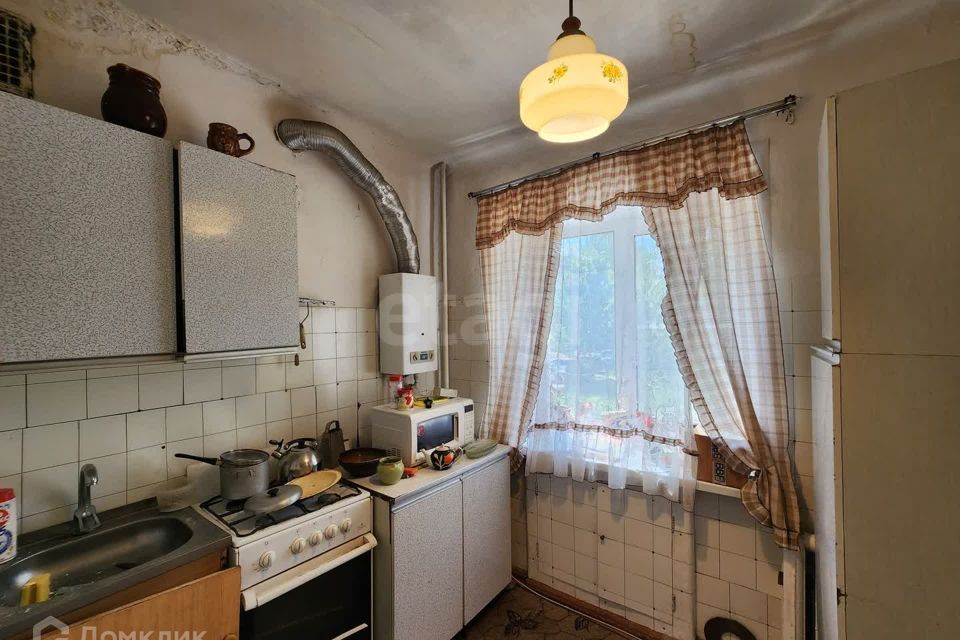 Продаётся 3-комнатная квартира, 58.9 м²