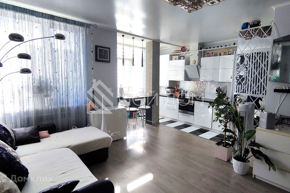 Продаётся 2-комнатная квартира, 58.8 м²