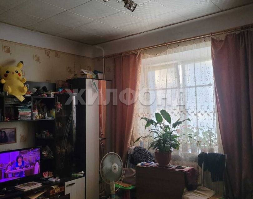 Продаётся 3-комнатная квартира, 60.4 м²