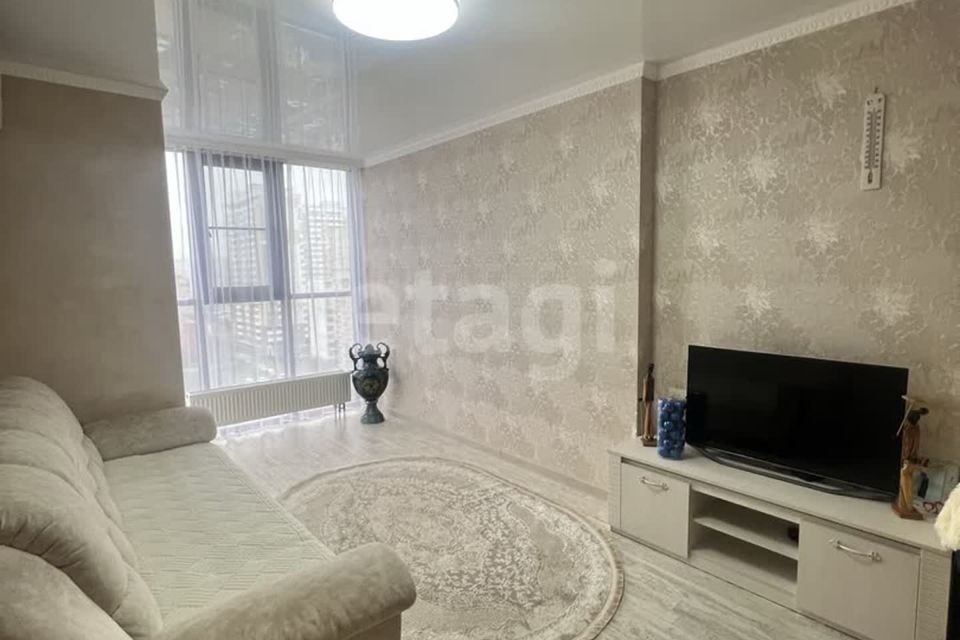Продаётся 3-комнатная квартира, 76 м²