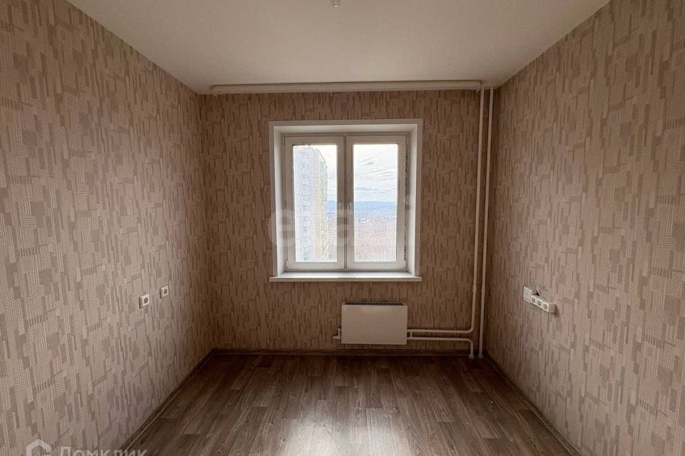 Продаётся 1-комнатная квартира, 40.4 м²