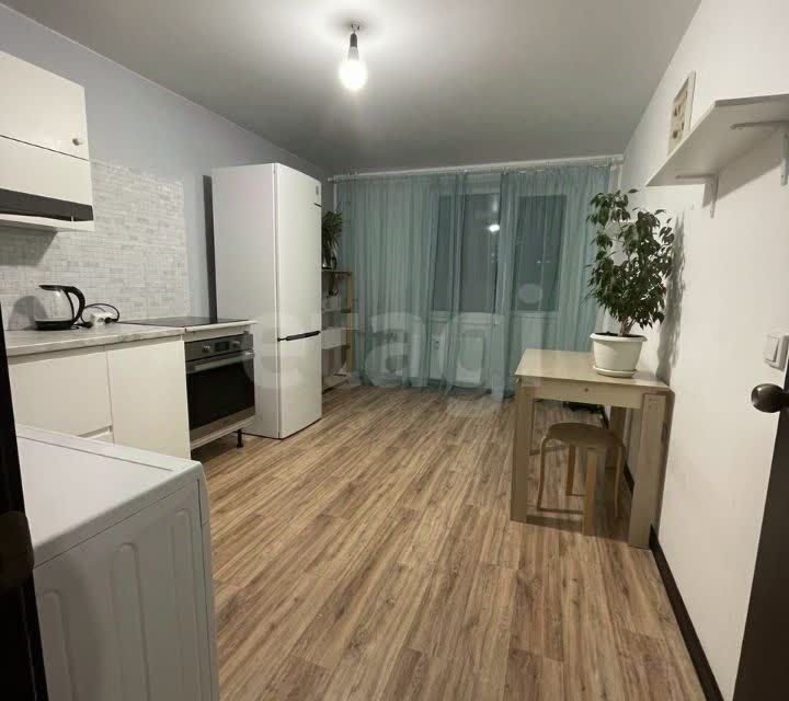 Продаётся 2-комнатная квартира, 65 м²