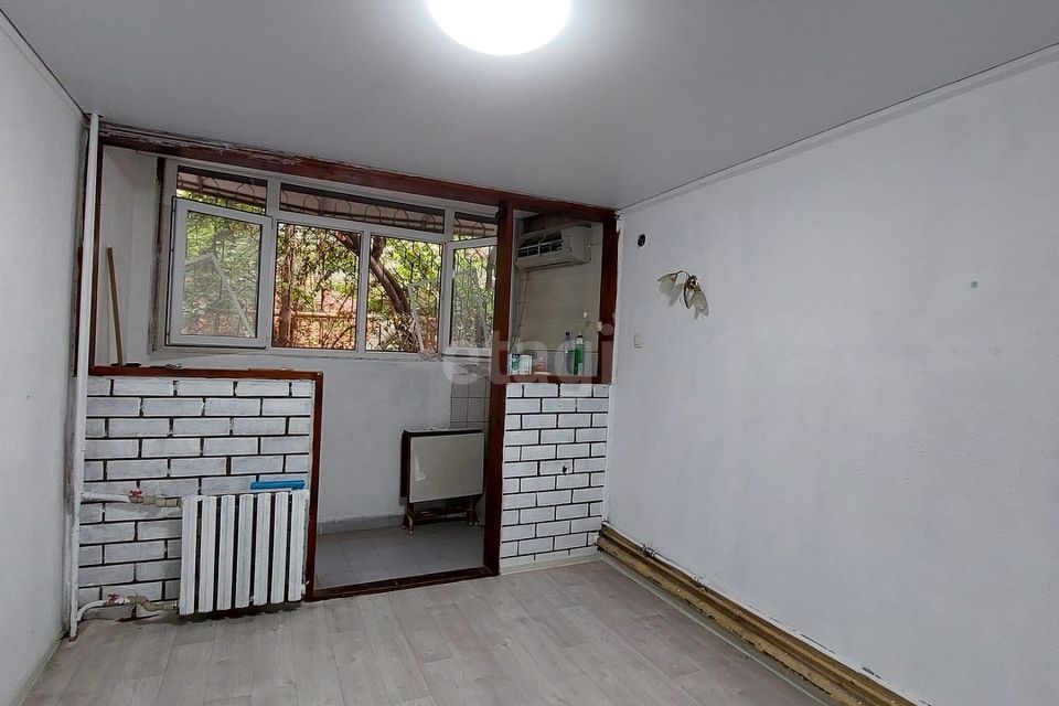 Продаётся комната в 1-комн. квартире, 17.3 м²
