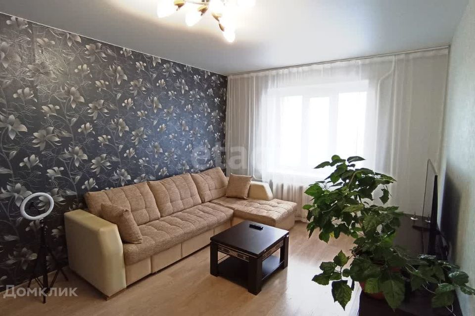 Продаётся 3-комнатная квартира, 72.8 м²