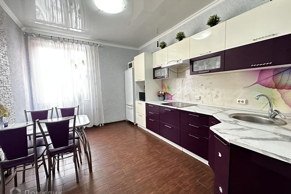 Продаётся 3-комнатная квартира, 80 м²
