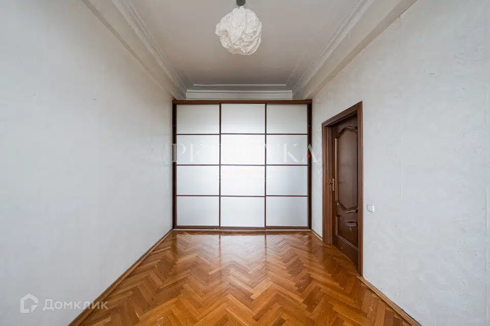Продаётся 3-комнатная квартира, 104.5 м²