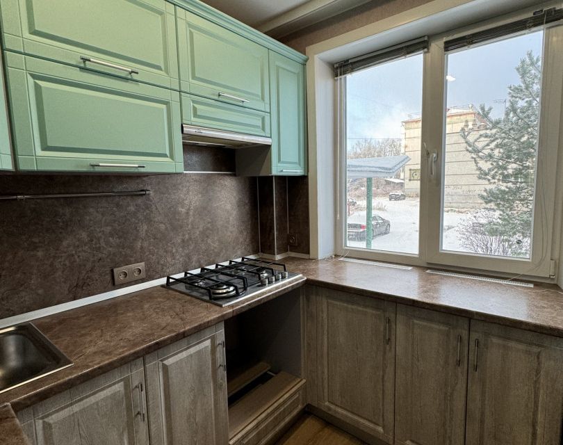 Продаётся 3-комнатная квартира, 62.3 м²