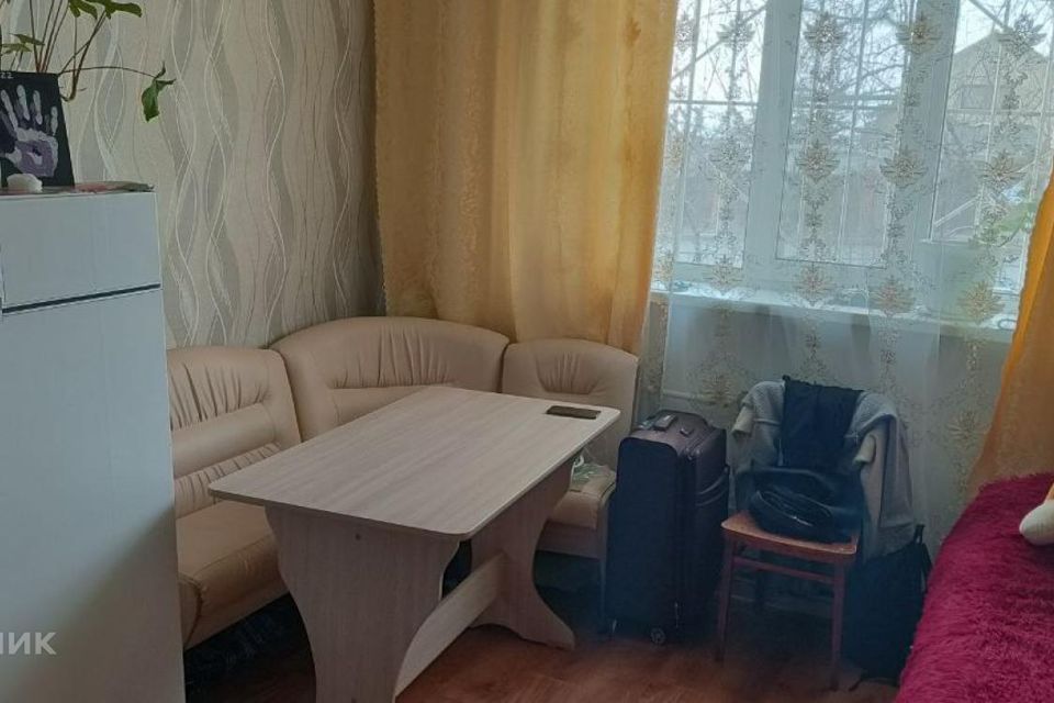 Продаётся комната в 1-комн. квартире, 13.3 м²