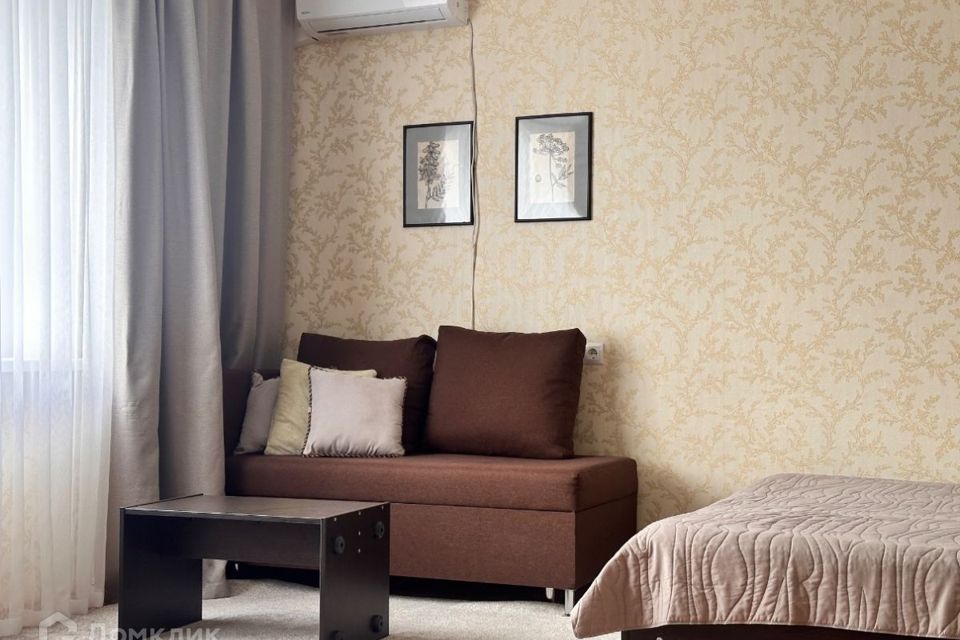 Сдаётся 1-комнатная квартира, 35 м²
