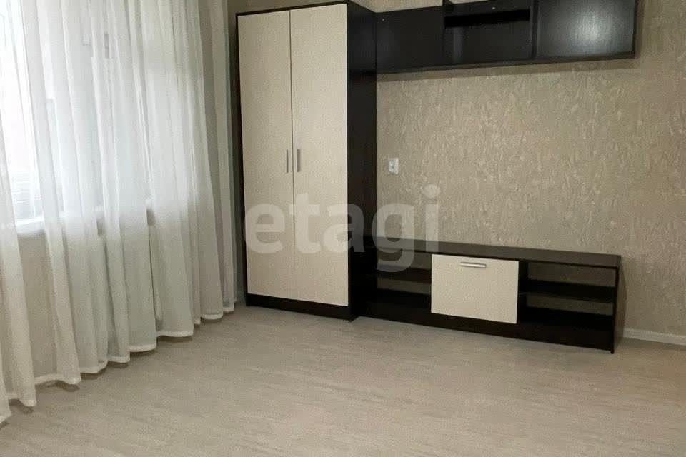 Продаётся 1-комнатная квартира, 32 м²