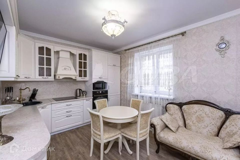 Продаётся 2-комнатная квартира, 65.7 м²