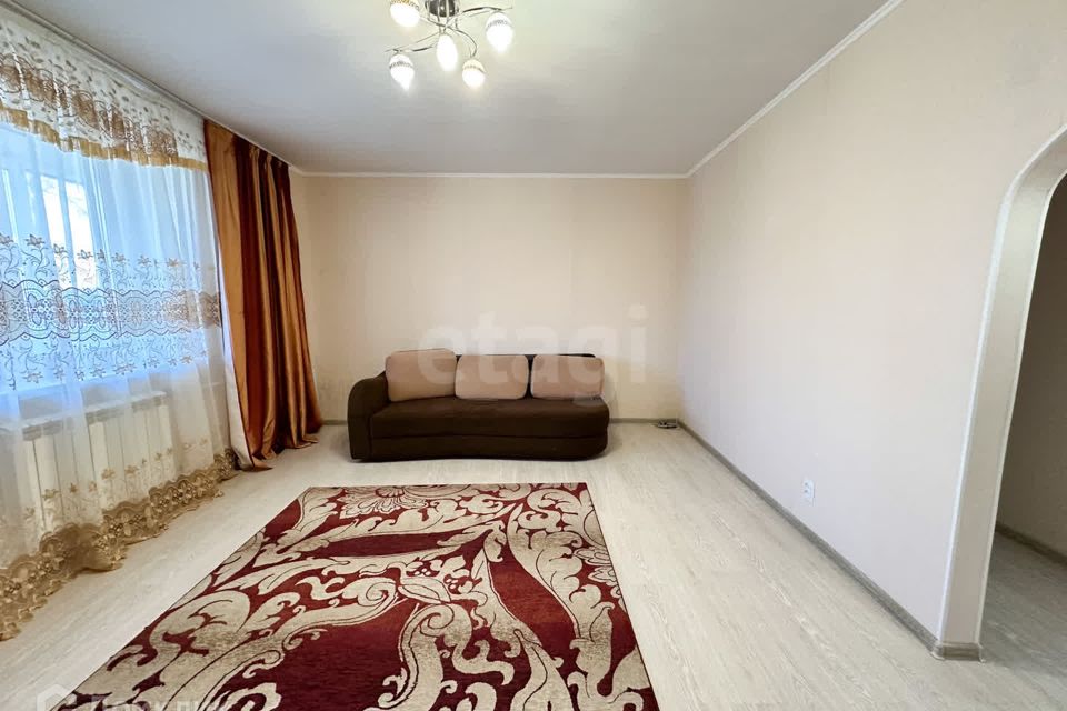 Продаётся 3-комнатная квартира, 71.4 м²