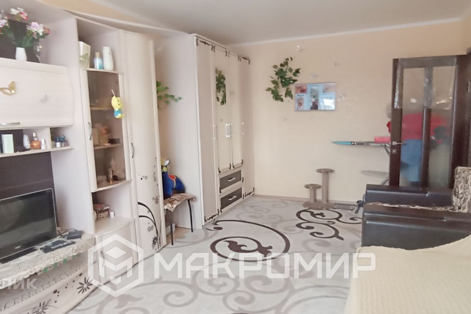 Продаётся 1-комнатная квартира, 37.4 м²
