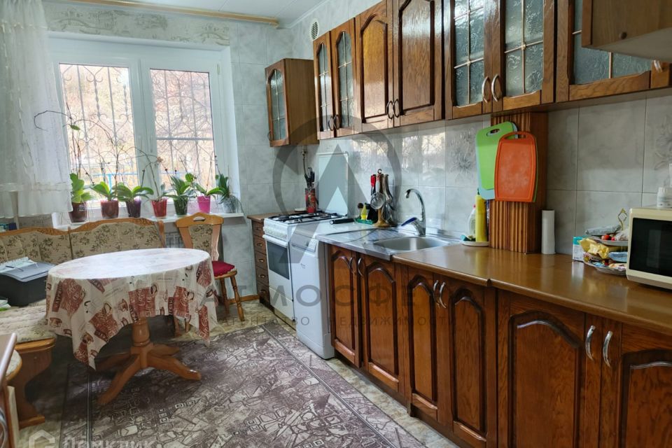 Продаётся 3-комнатная квартира, 60.7 м²