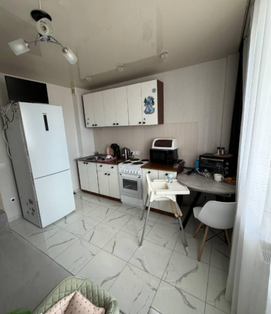 Продаётся 1-комнатная квартира, 41 м²