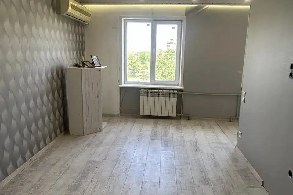 Продаётся 3-комнатная квартира, 60.8 м²