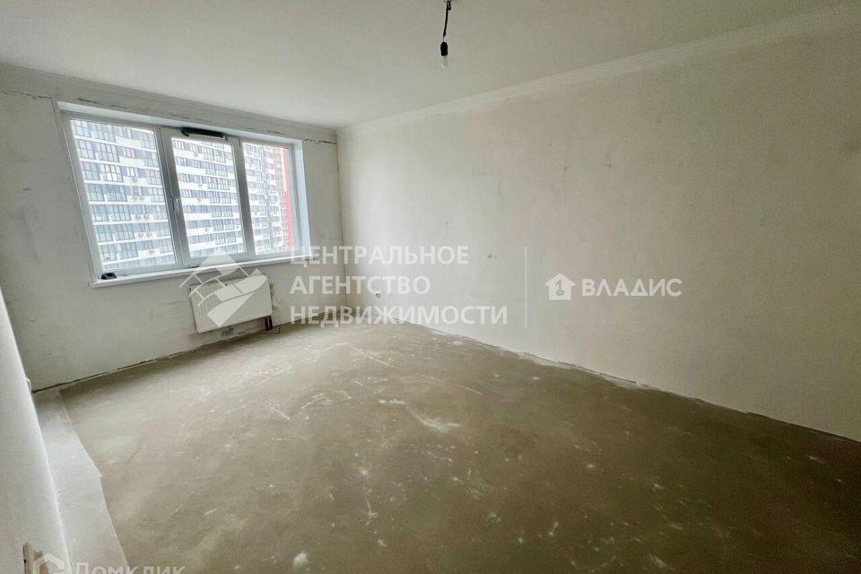 Продаётся 1-комнатная квартира, 37 м²