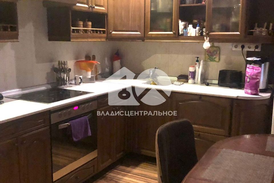 Продаётся 2-комнатная квартира, 68.2 м²