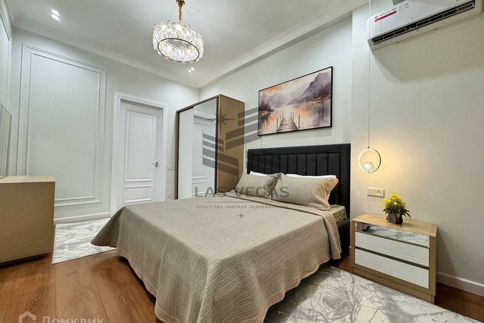 Сдаётся 4-комнатная квартира, 120 м²