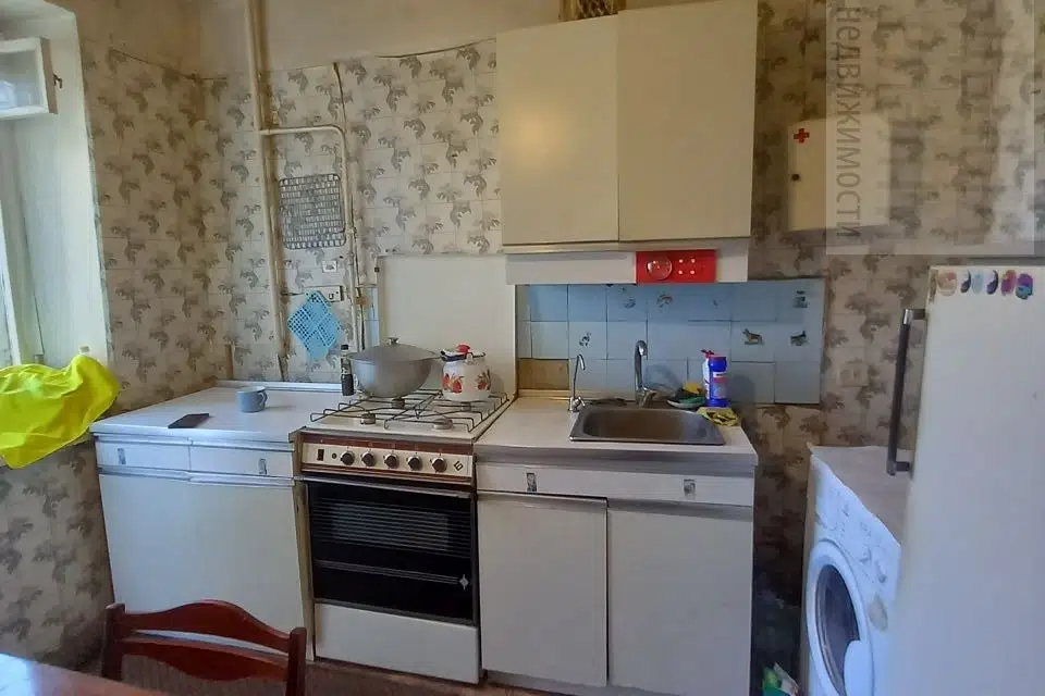 Продаётся 3-комнатная квартира, 61.8 м²