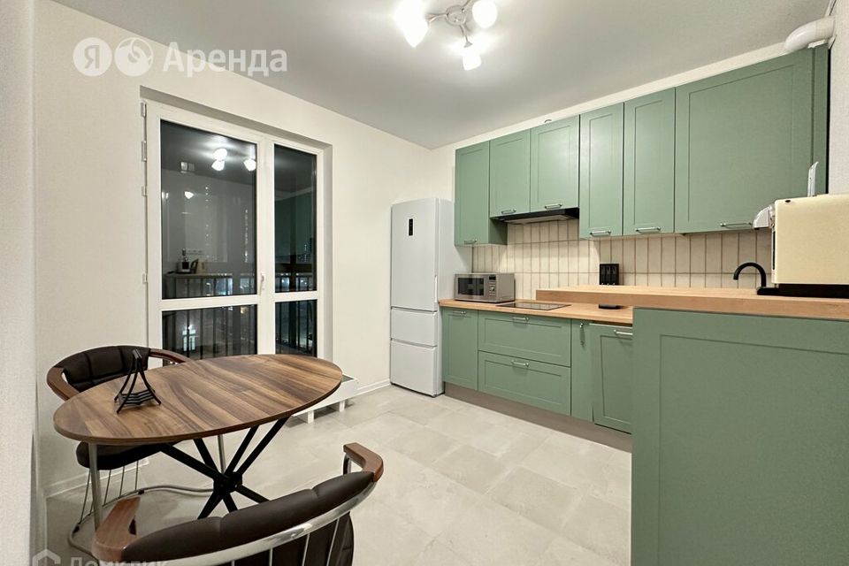 Сдаётся 2-комнатная квартира, 62 м²