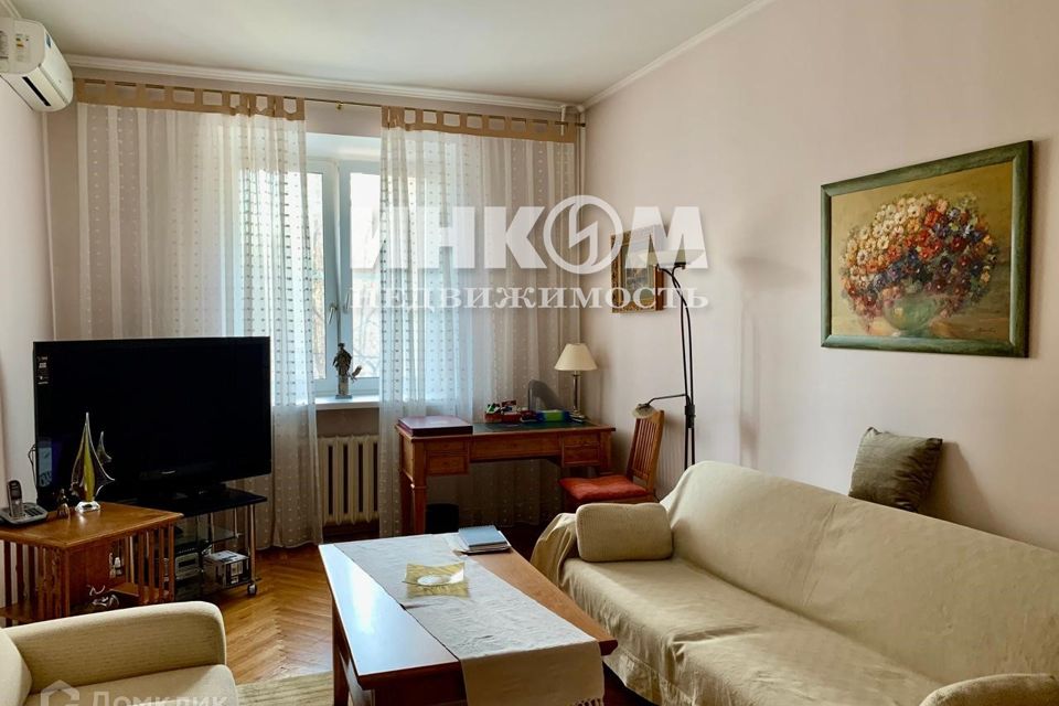 Сдаётся 2-комнатная квартира, 54 м²