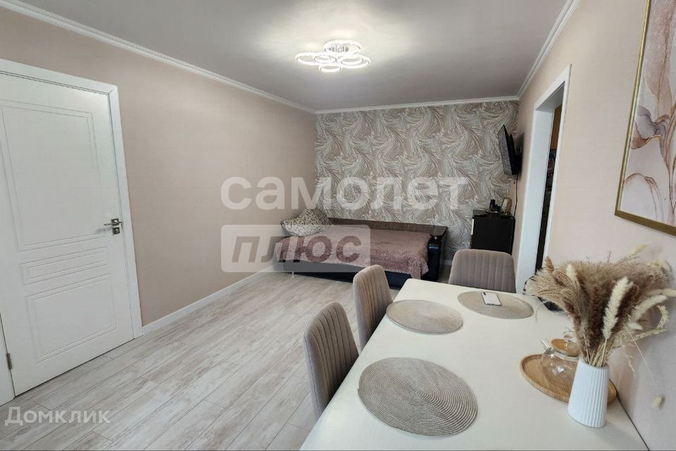 Продаётся 2-комнатная квартира, 45.5 м²