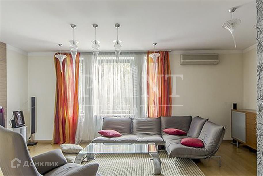 Сдаётся 3-комнатная квартира, 128 м²