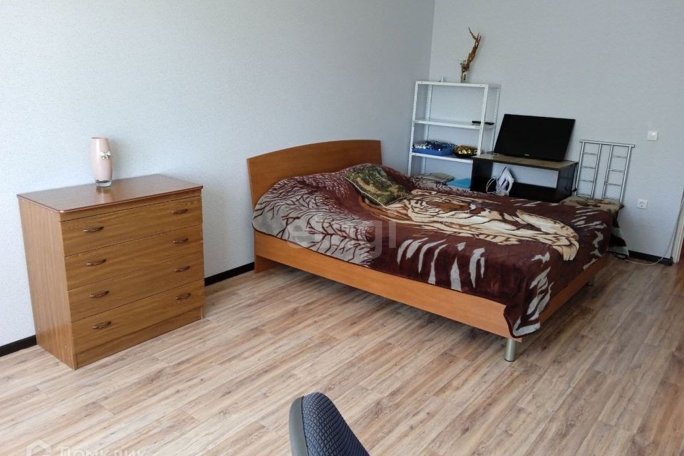 Продаётся 1-комнатная квартира, 41.2 м²
