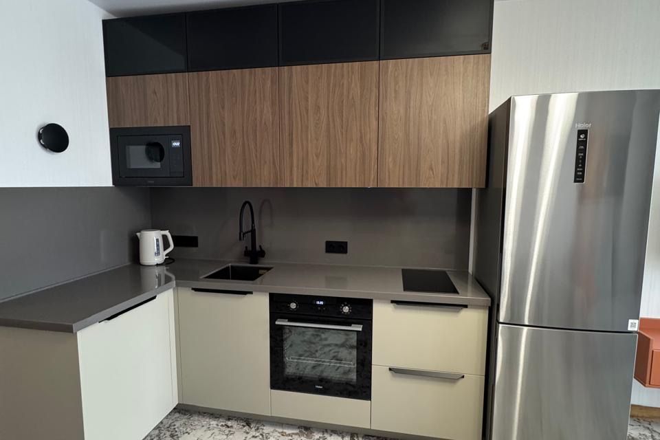 Сдаётся 2-комнатная квартира, 42 м²