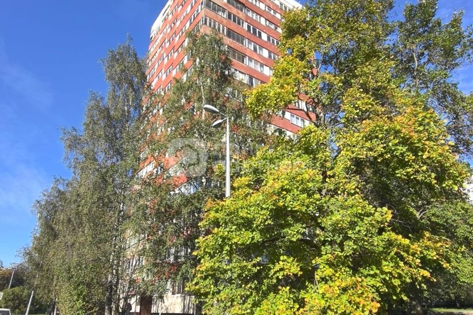 Продаётся 3-комнатная квартира, 51.7 м²