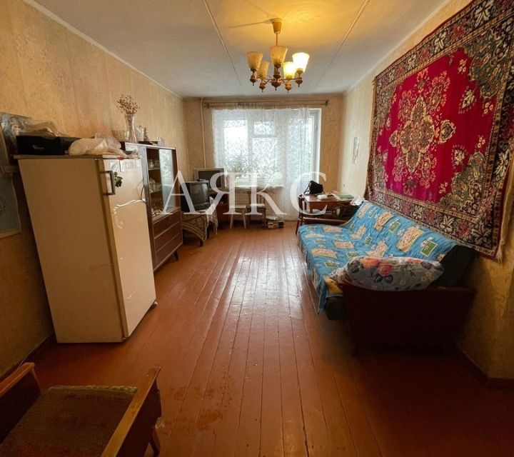 Продаётся 3-комнатная квартира, 57 м²