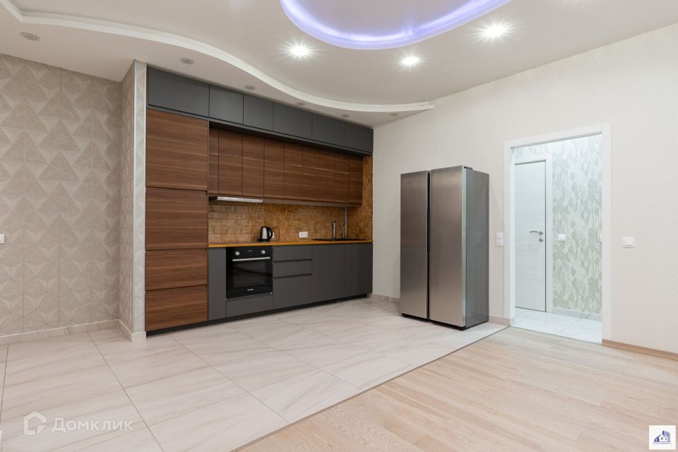 Продаётся 5-комнатная квартира, 145.3 м²