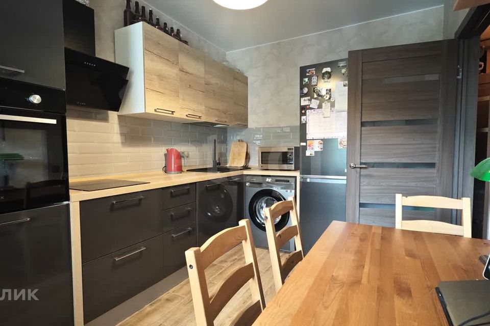 Продаётся 1-комнатная квартира, 32 м²