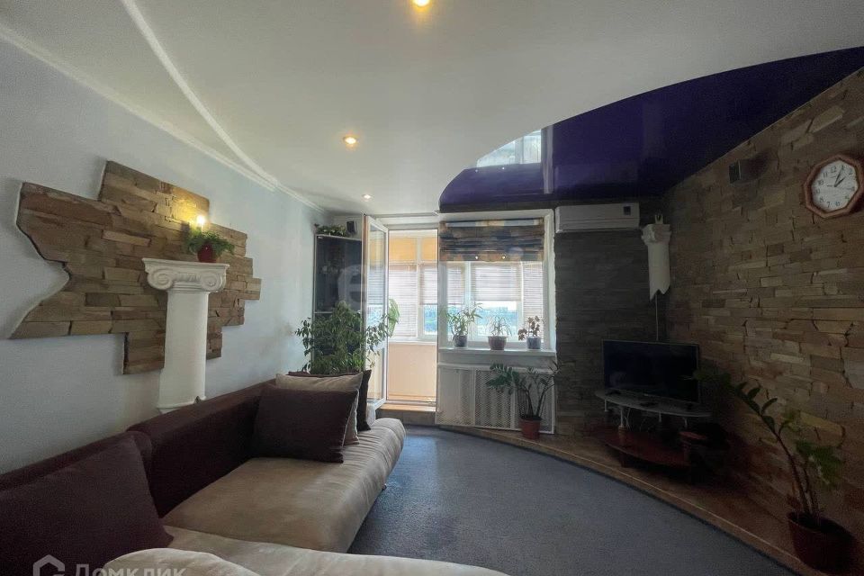 Продаётся 2-комнатная квартира, 55.4 м²