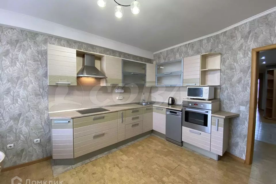 Сдаётся 2-комнатная квартира, 86 м²