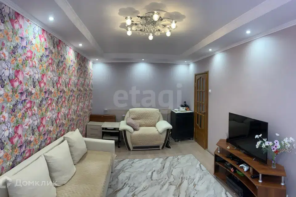 Продаётся 4-комнатная квартира, 80.2 м²
