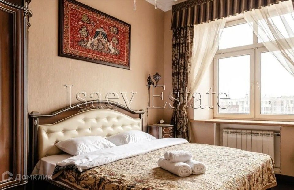 Продаётся 3-комнатная квартира, 101.7 м²