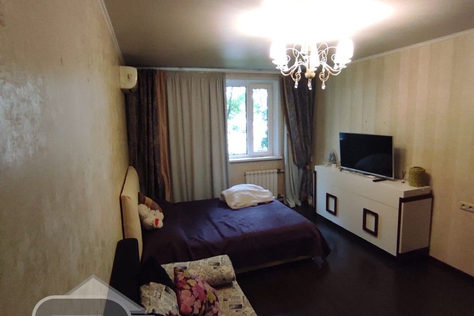 Продаётся 1-комнатная квартира, 37.2 м²