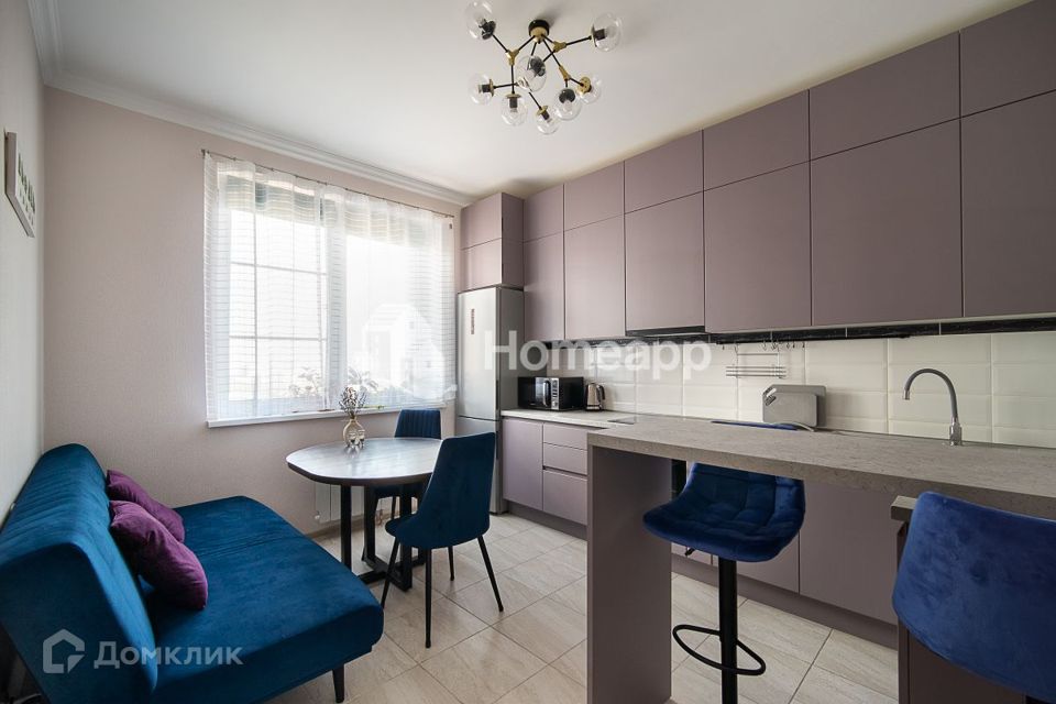 Продаётся 2-комнатная квартира, 65.8 м²