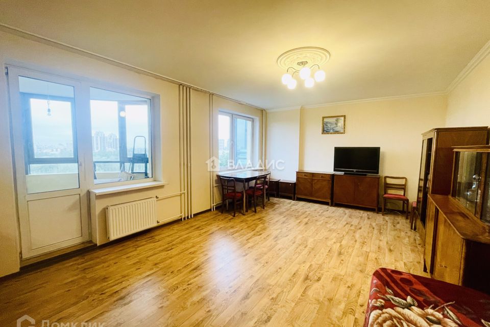 Продаётся 1-комнатная квартира, 51.9 м²